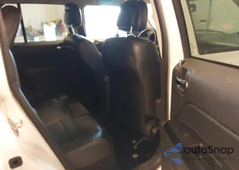 2015 Jeep Patriot High Altitude Edition z USA, uszkodzony, nr VIN 1C4NJRFB0FD426756